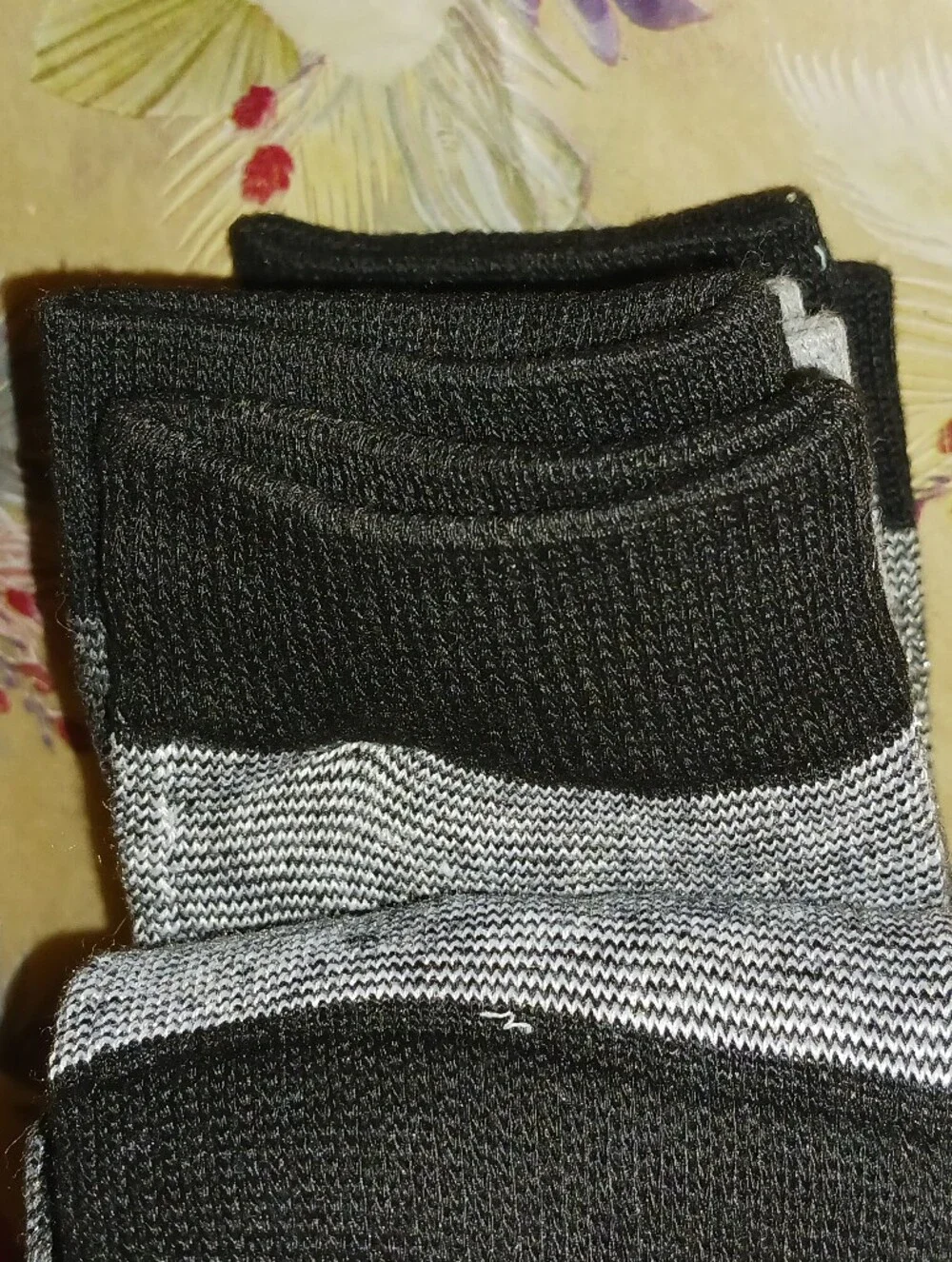 BCBGeneration Vince Camuto Black Grey Metallic Crew Socks Sparkle Thin Stripes